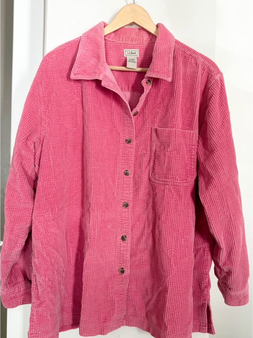 Women’s VintageL.L. Bean Pink Corduroy Button-Up Shirt